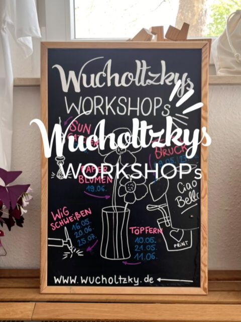 Unsere Workshoptermine für Mai und Juni! 

Anmelden könnt ihr euch wie immer auf unserer Homepage im Onlineshop! Die Töpferkurse laufen uber @potteryvy! 

Neu dabei ist @margarete.bucher.arts mit wunderschönen Blüten aus Papier 🌸

Alle Workshops finden in Nürnberg in der Leipziger Straße 19 statt!

Yeah! Wir freuen uns so auf euch 😊