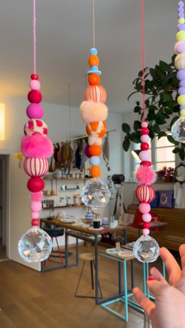 Der Shop ist wieder prall gefüllt mit sooo vielen schönen Produkten von Designerinnen aus der Region! Come by say hi! 

#wucholtzky #ladencafe #handmade #nürnberg #design